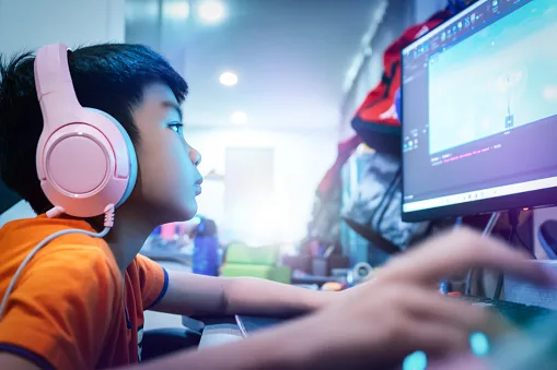coding games and a kid